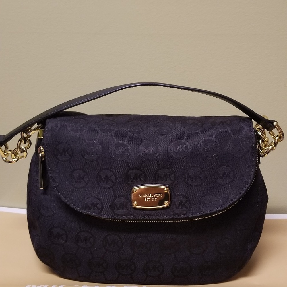 Michael Kors Signature Black shoulder purse